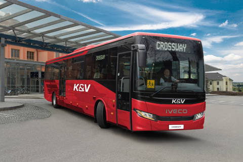 Huszonnyolc új Iveco autóbusszal bővíti flottáját a K&amp;V Logistic Solutions