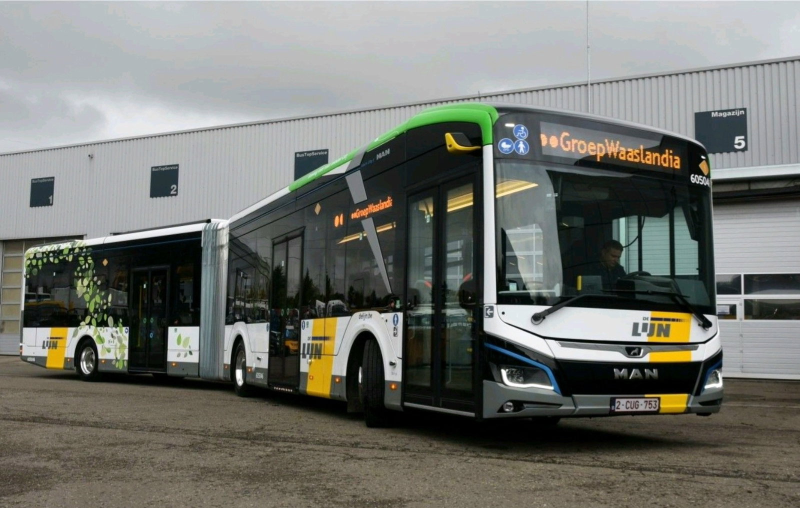 Július 1-jétől 588 új elektromos busz áll forgalomba a flamand közszolgáltató, a De Lijn hálózatán