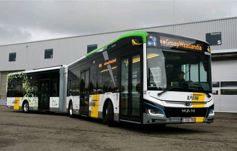 Július 1-jétől 588 új elektromos busz áll forgalomba a flamand közszolgáltató, a De Lijn hálózatán