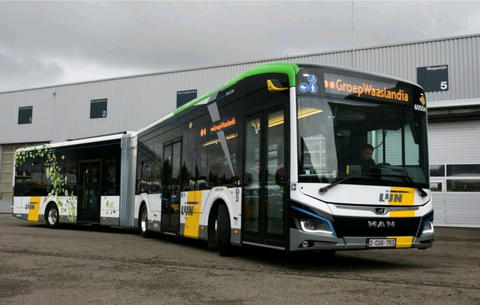 Július 1-jétől 588 új elektromos busz áll forgalomba a flamand közszolgáltató, a De Lijn hálózatán