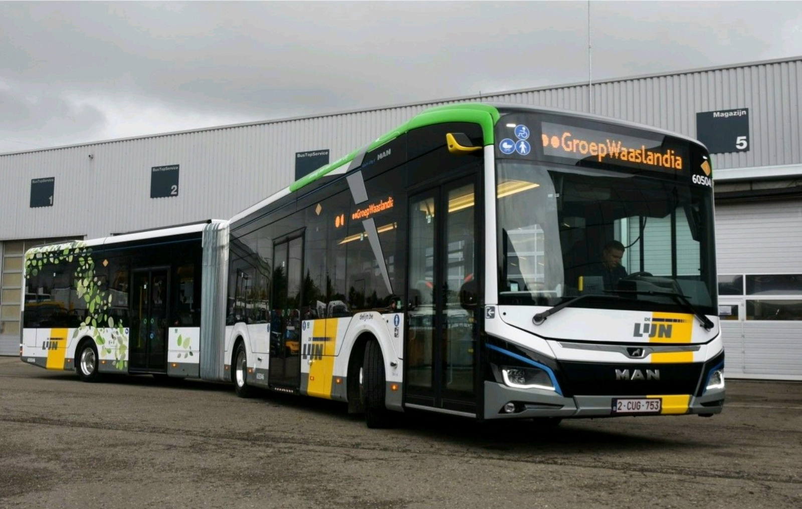 Július 1-jétől 588 új elektromos busz áll forgalomba a flamand közszolgáltató, a De Lijn hálózatán