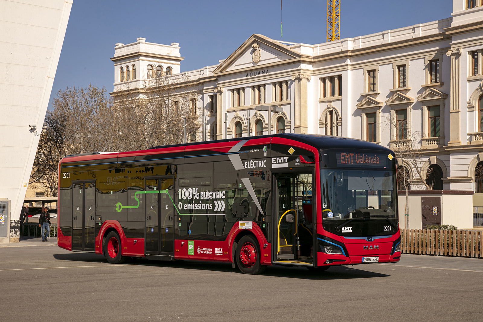 Az MAN összesen 84 elektromos és hibrid autóbusszal veszi ki a részét a valenciai flottacseréből