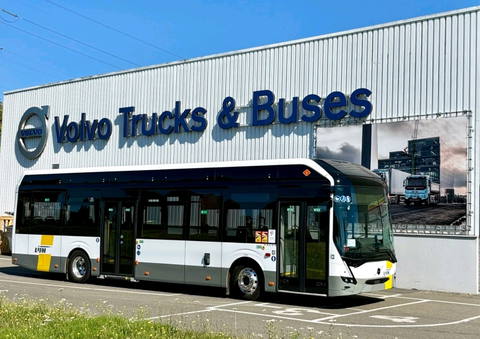Saját stand nélkül, az MCV-nél gyártott 7900 E-vel érkezik a Volvo a Busworldre
