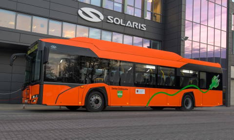 Az elektromos minibuszok után három szóló elektromos iskolabusz beszerzését is elindította a HUMDA