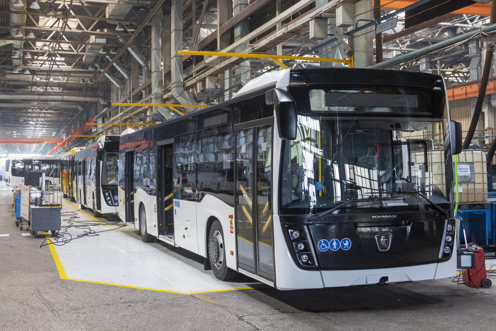 Földbe állt az orosz autóbuszpiac 2025 első felében