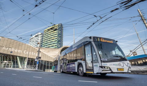 A Transdev legújabb hollandiai koncessziója keretében 350 villany- és trolibusz áll forgalomba