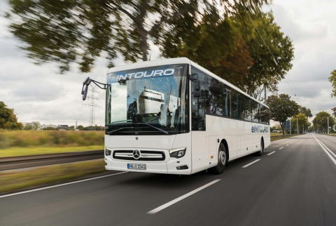 A spanyol hőségből a brüsszeli reflektorfénybe: a Busworldön debütál az elektromos eIntouro