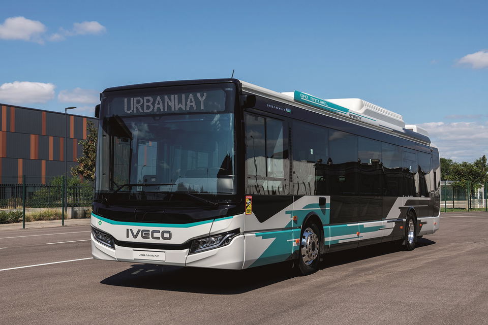 Iveco Urbanway Hybrid CNG autóbuszokkal zöldül tovább Klaipėda közösségi közlekedése