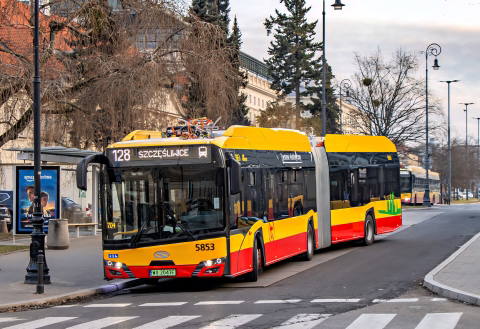 Varsó további 79 Solaris villanybusszal erősíti elektromos buszparkját