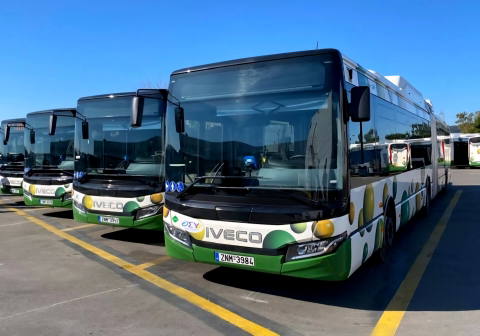 Bekeményít a görög kormány: kötbér és szigor az athéni CNG-buszbeszerzéseknél