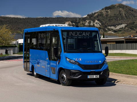 Kelendőek az Indcar által karosszált Iveco Daily minibuszok Olaszországban