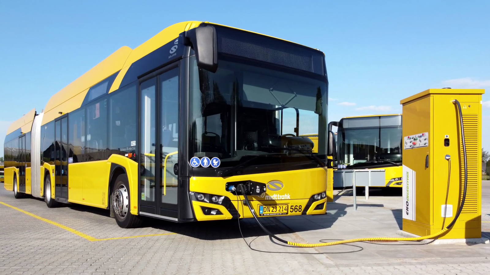 A Solaris újabb 50 darab csuklós villanybuszt szállít Aarhusnak – a dán város 2028-ra teljesen villamosíthatja buszparkját