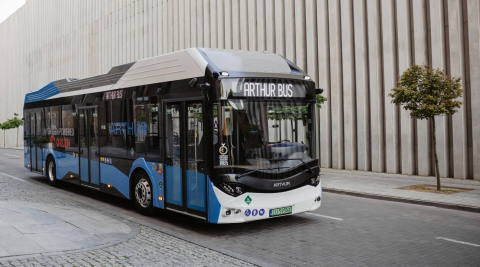 Zsákutcába jutott a német-lengyel hidrogénbusz-gyártó: csődöt jelentett az Arthur Bus