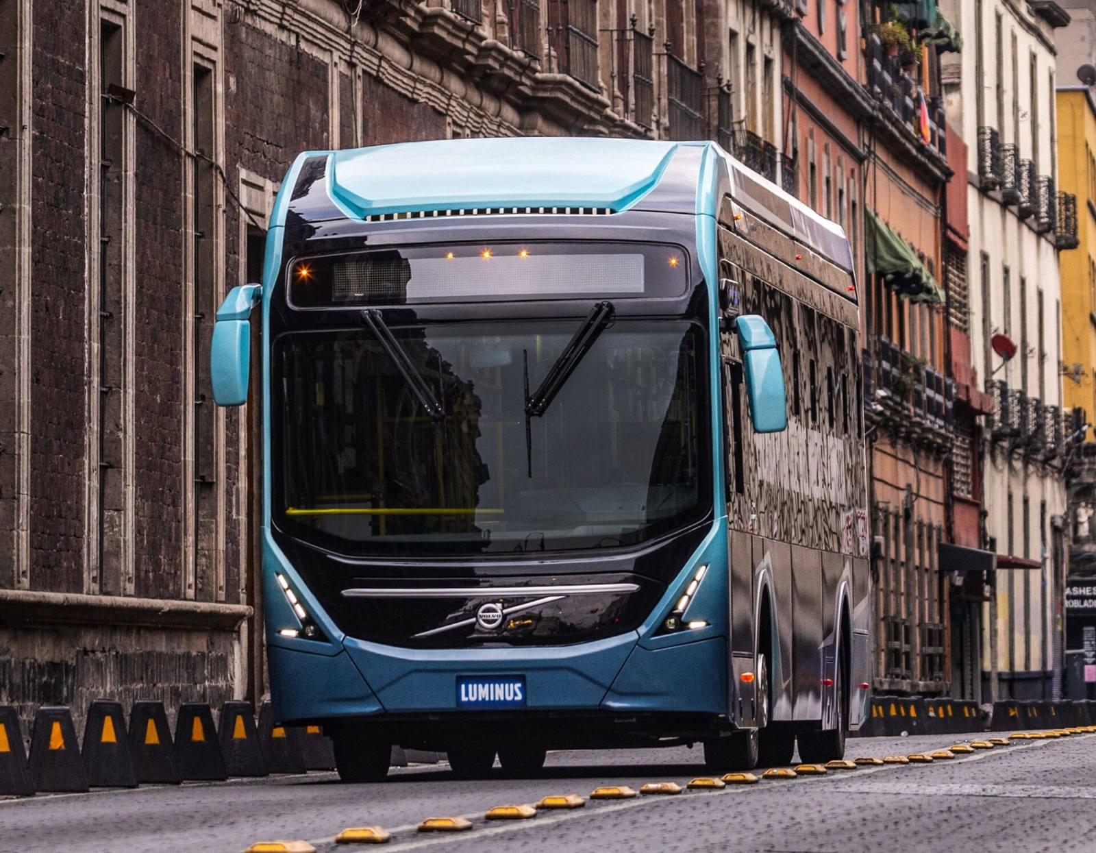 Ötvenhárom BZR- és BZL-alvázas Volvóval bővül Guadalajara elektromos buszflottája