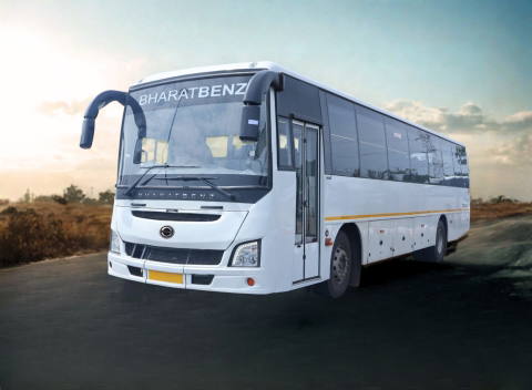 Új, nagyobb teherbírású típussal bővül a BharatBenz helyközi buszos kínálata Indiában