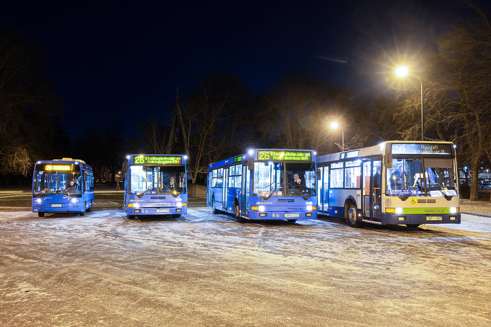 Elbúcsúztatta utolsó Ikarus 412 és Ikarus EAG E91 autóbuszait a BKV
