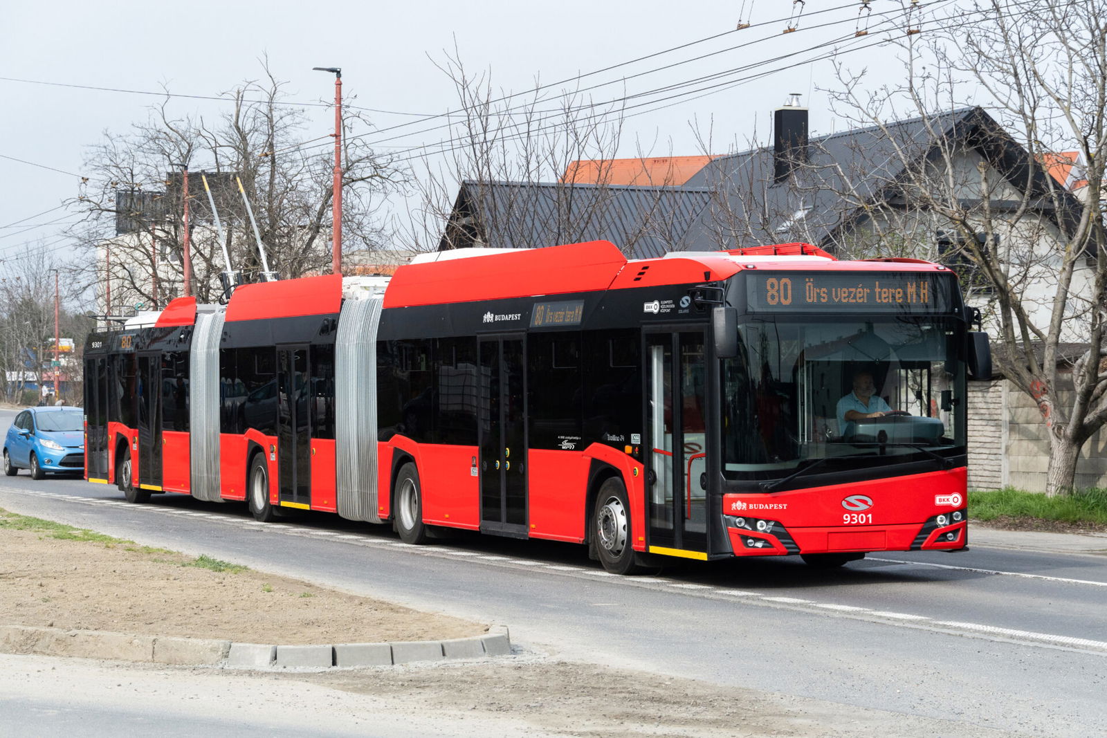 Duplacsuklós buszok a jog és az infrastruktúra szorításában – európai gyakorlat és hazai lehetőségek