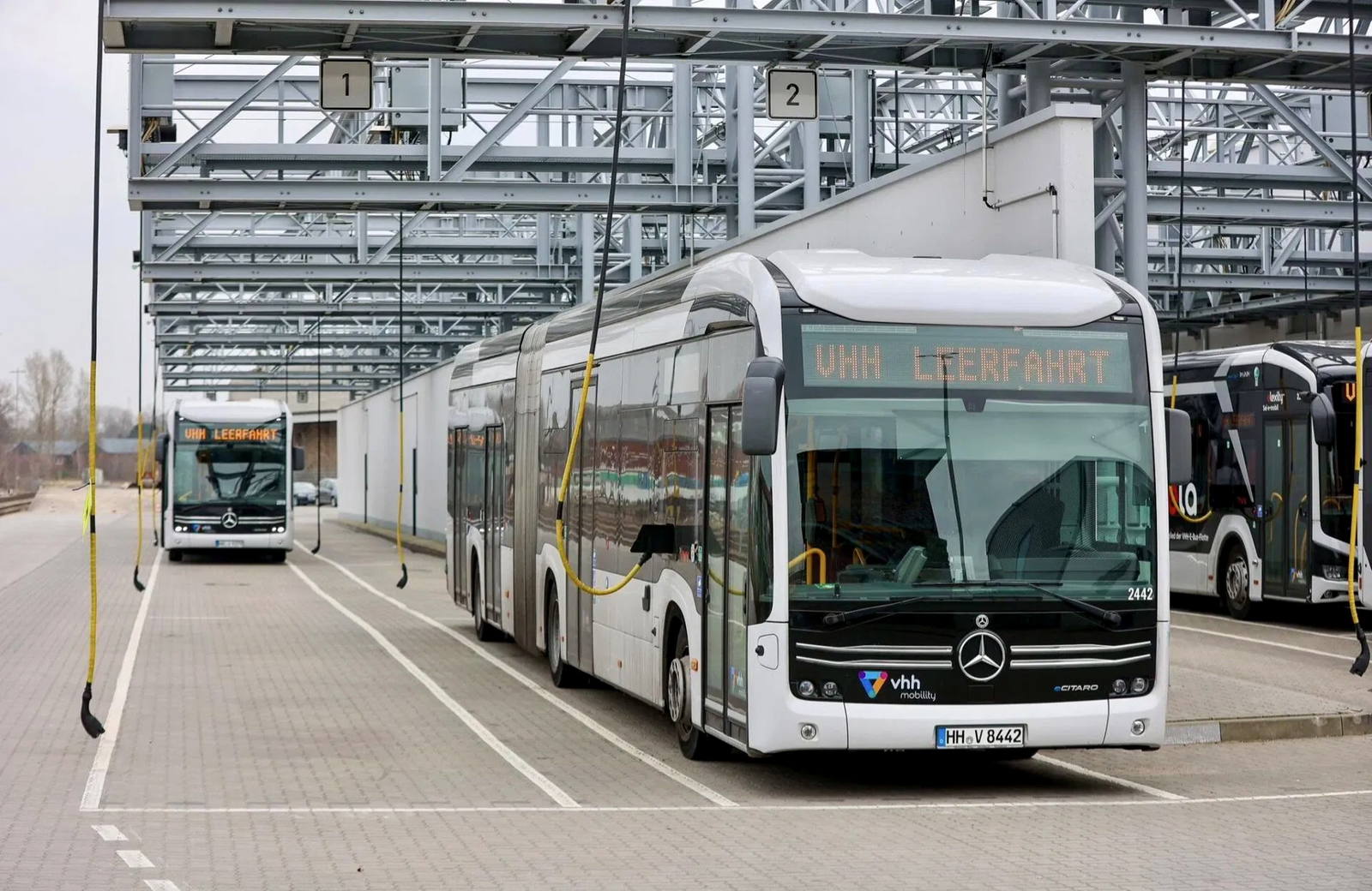 Közel 1900 villany- és hidrogénbusz beszerzését támogatja a német szövetségi kormány