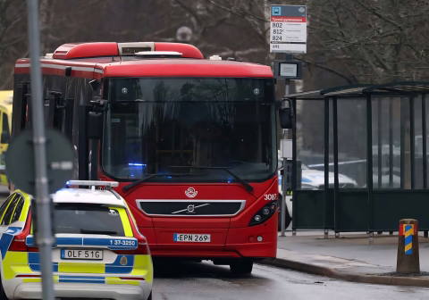 Lövöldözés egy stockholmi buszon – egy ember életveszélyesen megsérült