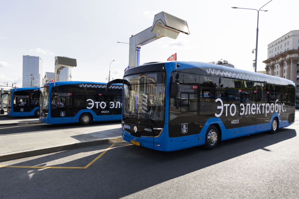 Már 440 újgenerációs villanybuszt szállított Moszkvába a KAMAZ