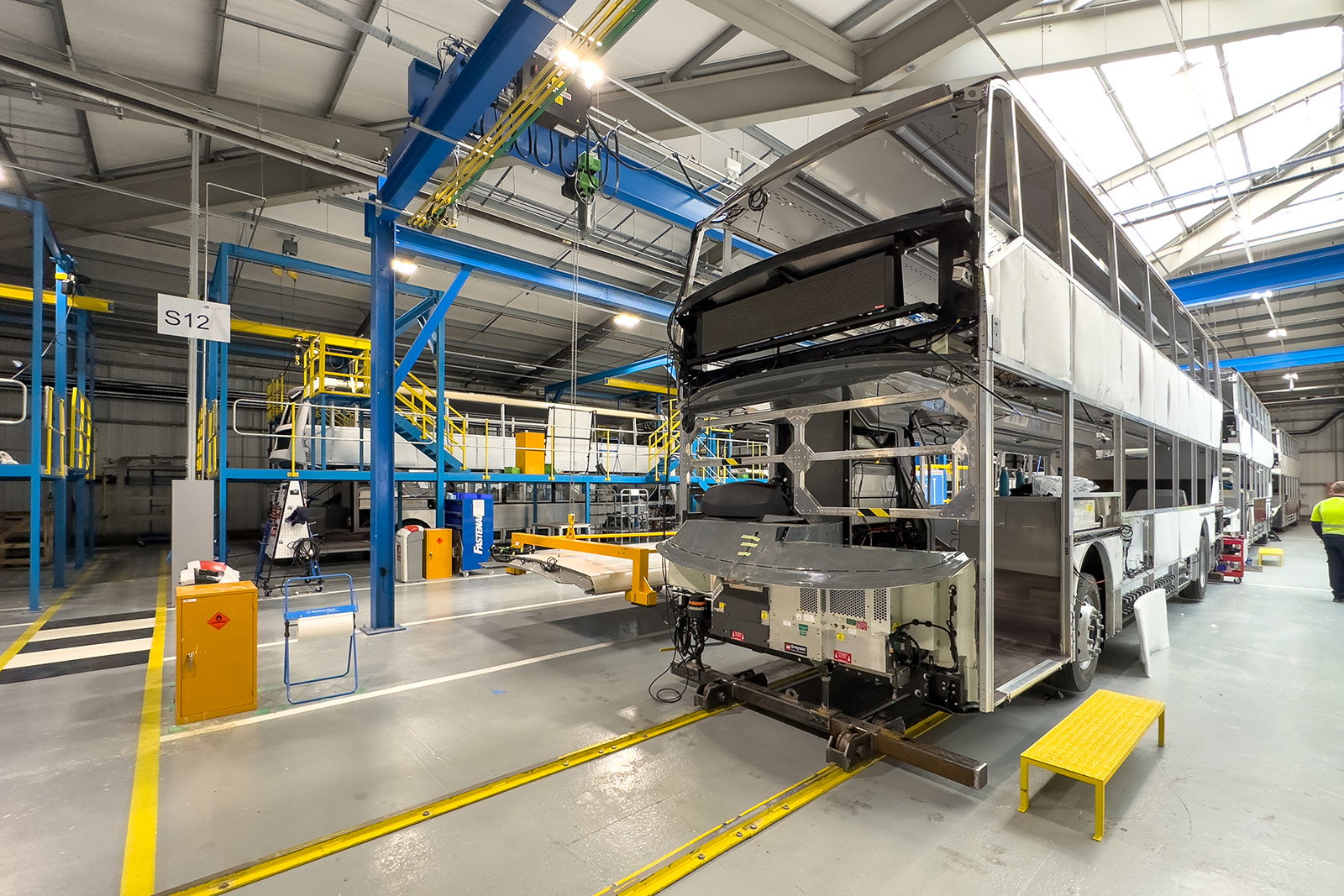 Ismét napirendre került az Alexander Dennis falkirki gyárának bezárása