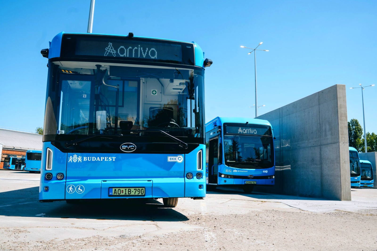 Elkészült az ArrivaBus Andor utcai villanybusz depója, a töltési rendszert a Kempower szállította