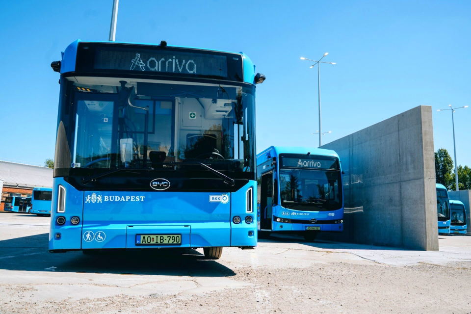 Elkészült az ArrivaBus Andor utcai villanybusz depója, a töltési rendszert a Kempower szállította