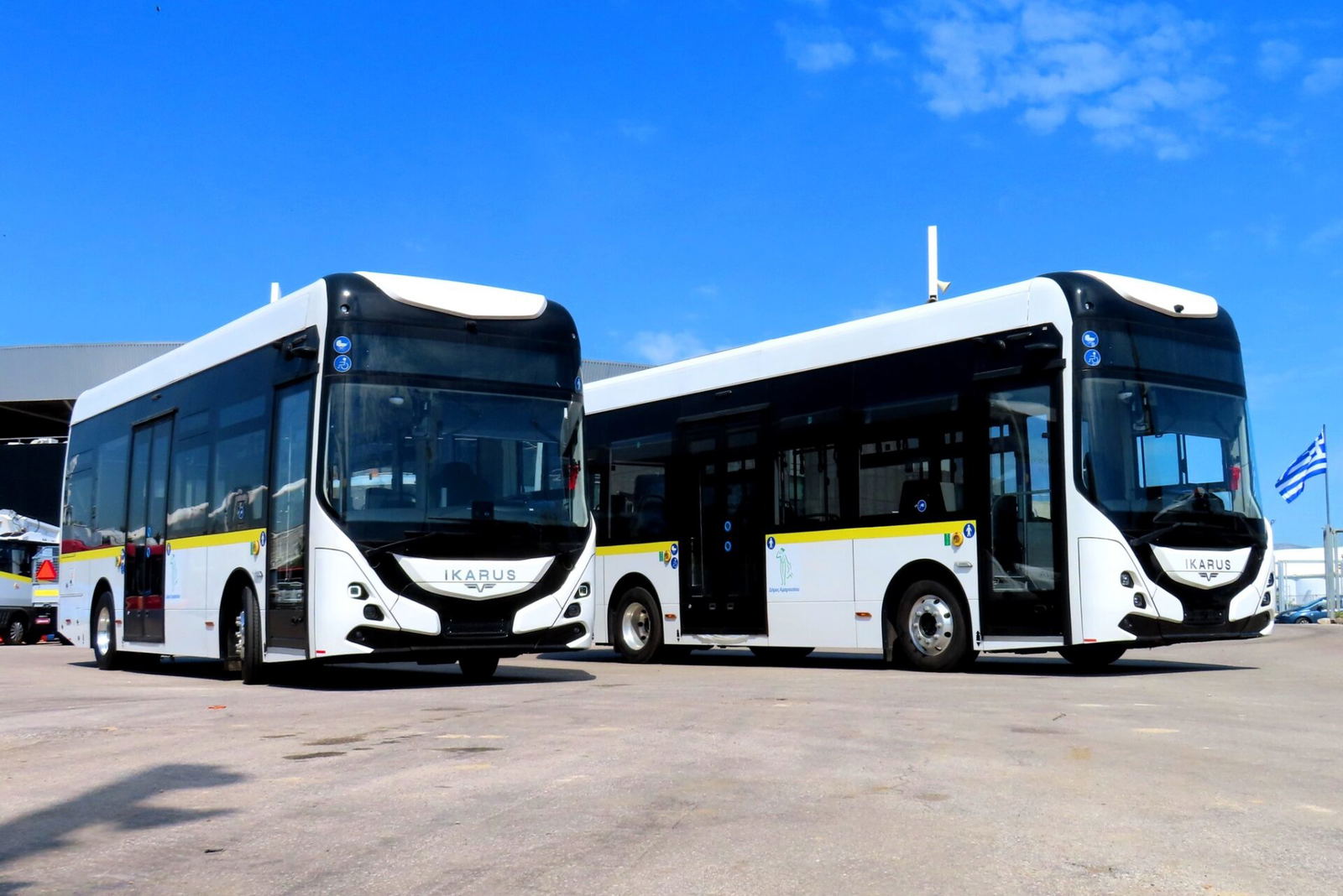 Megérkeztek Görögországba a tavaly megrendelt Ikarus 80e elektromos midibuszok