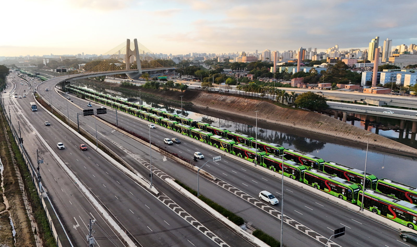 São Paulo deploys 500 electric buses simultaneously