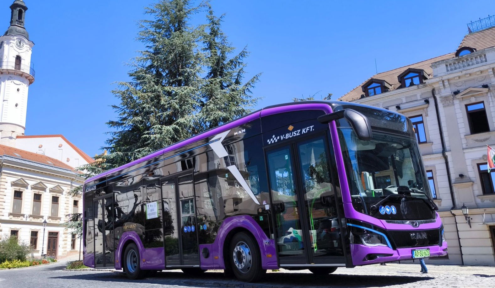 Vadonatúj MAN Lion’s City 10 E nagy midivel bővült a V-Busz elektromos flottája