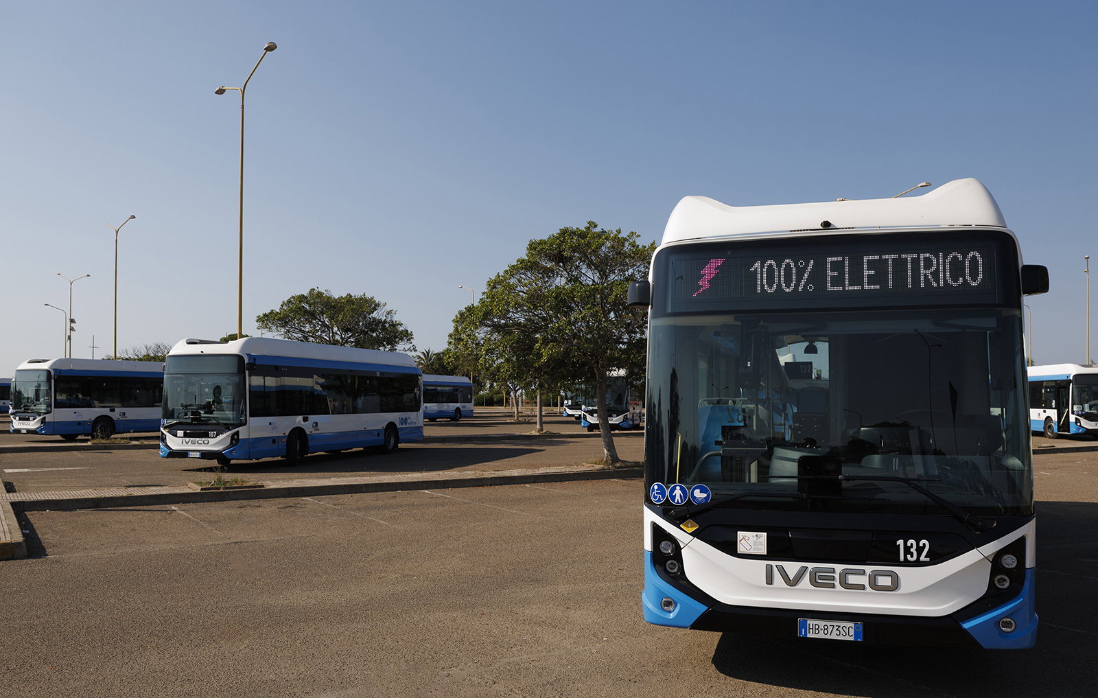 Electric buses reach 70% of the fleet in Cagliari with arrival of 47 new Iveco E-Ways
