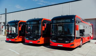 Három villanybusszal rendezte kötbértartozását az Otokar Pozsony felé