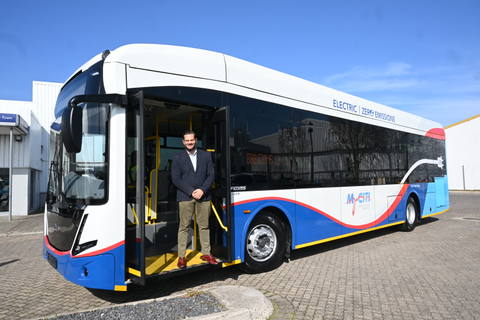 Volvo alvázra épül Fokváros BRT-rendszerének első elektromos autóbusza