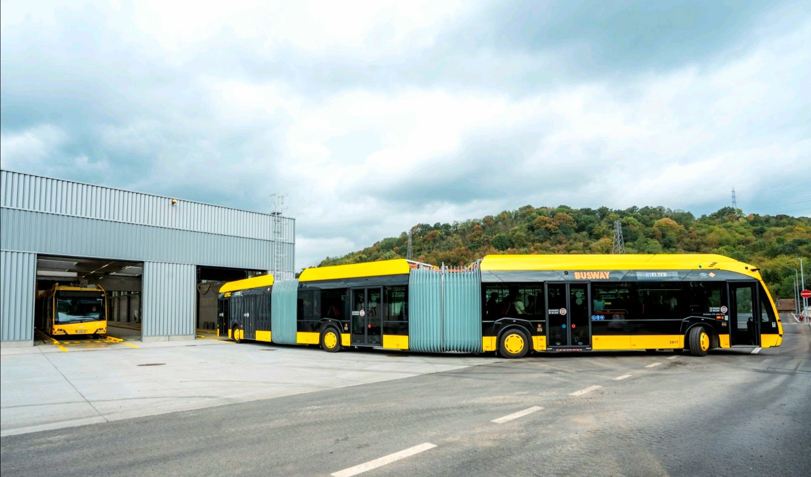 Liège’s new Mobi’Park opens – TEC’s bi-articulated buses will roll out from here in September