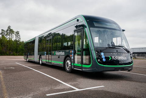 Yutong officially unveils its articulated electric bus for BRT services