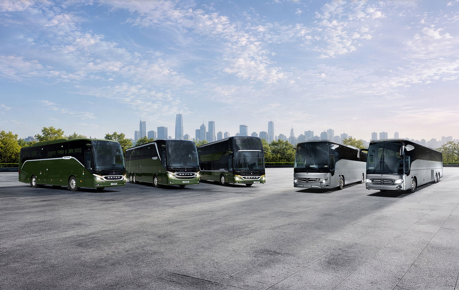 Továbbfejleszti távolsági modellpalettáját a Daimler Buses