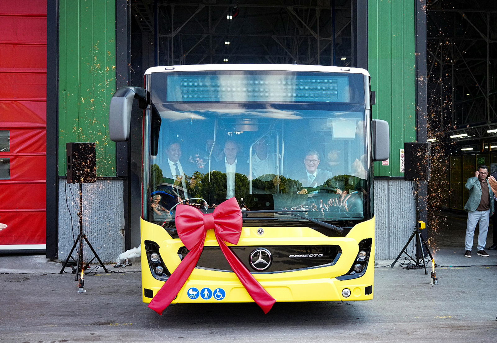 Otokar starts series production of the Mercedes-Benz Conecto