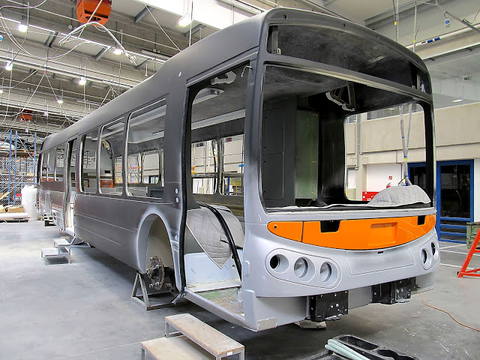Parkolópályán a NABI, leáll a kaposvári gyáregység is