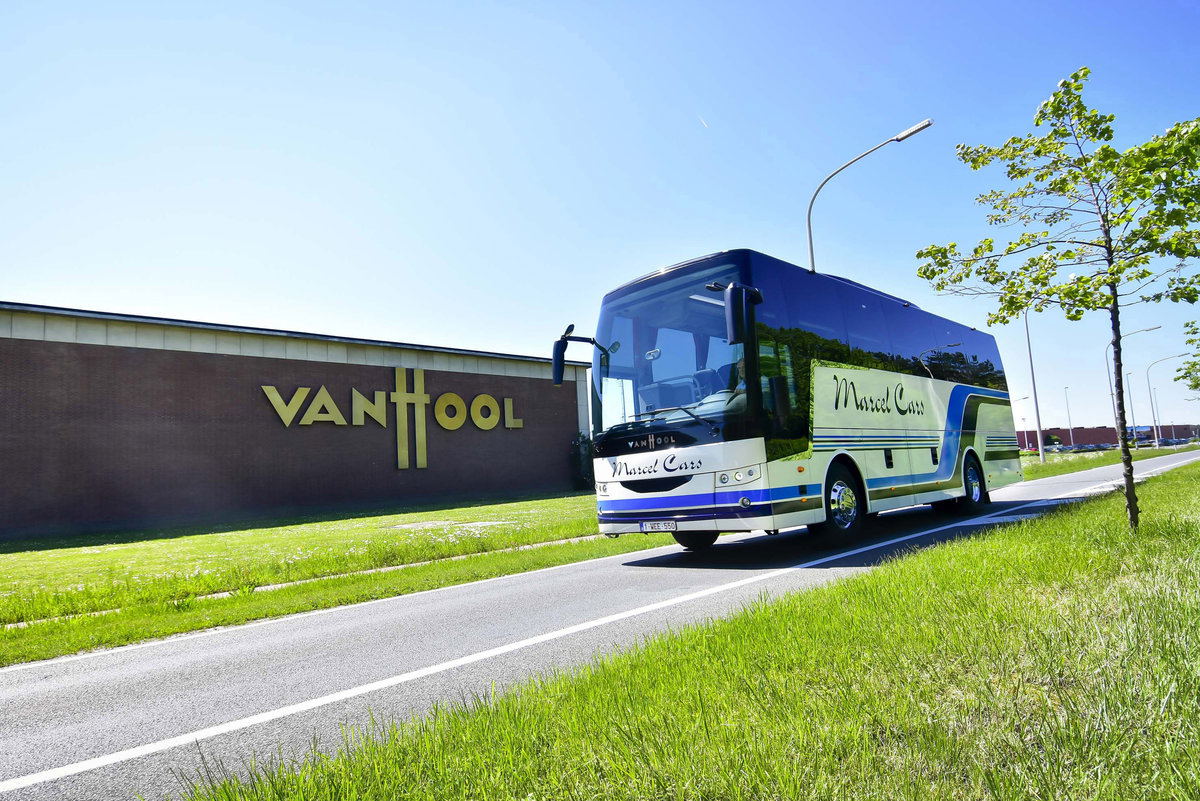 Van Hool EX11: lefelé bővíti távolsági kínálatát a belga buszgyártó