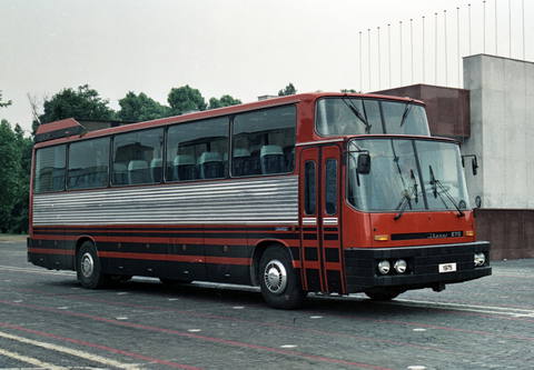 A biztonság mindenek felett - az Ikarus 270 története