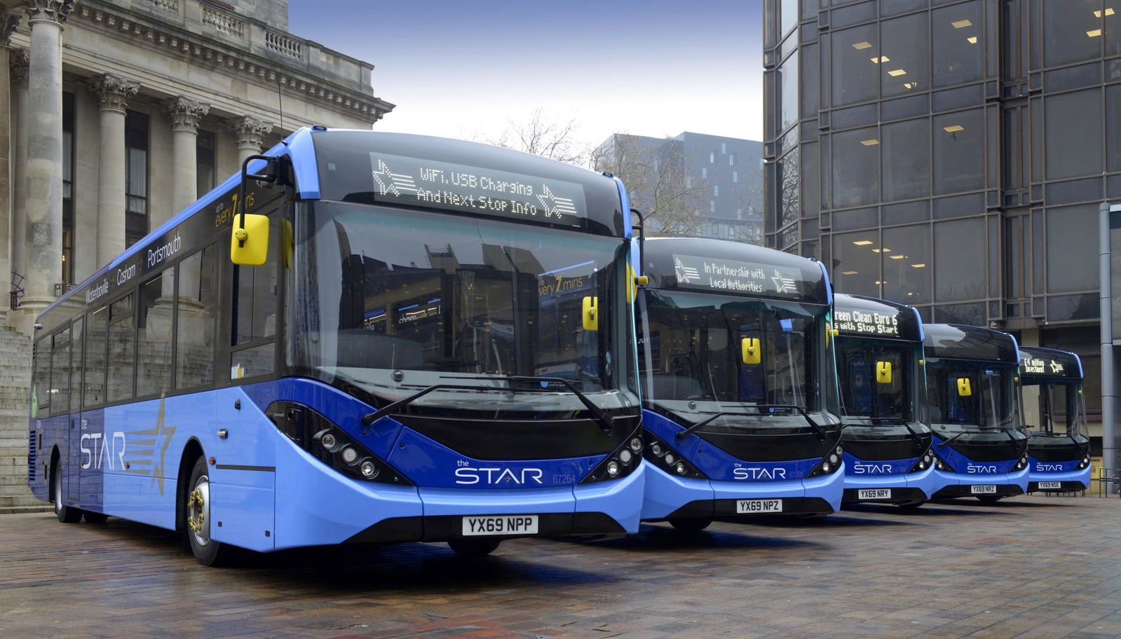 Két tucat új ADL Enviro200-assal fiatalodik Portsmouth autóbuszparkja
