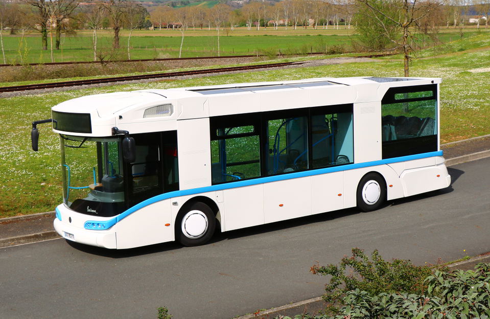 Hidrogénhajtású Safra Businova H2 buszokat vásárol Auxerre