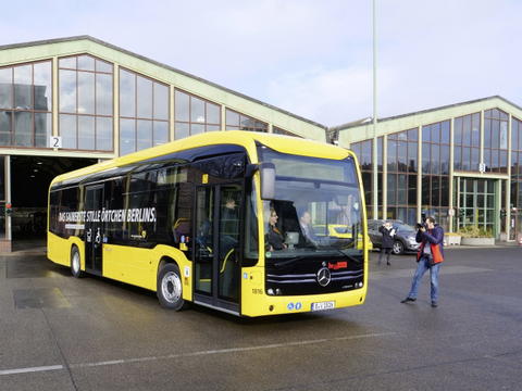 Méregdrága lesz az e-buszokra való átállás Berlinben