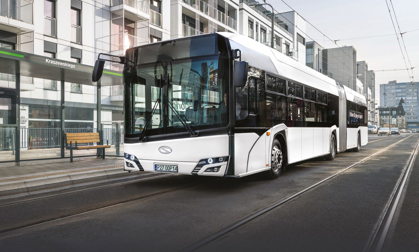 Plug-in hibriddel bővíti városi kínálatát a Solaris