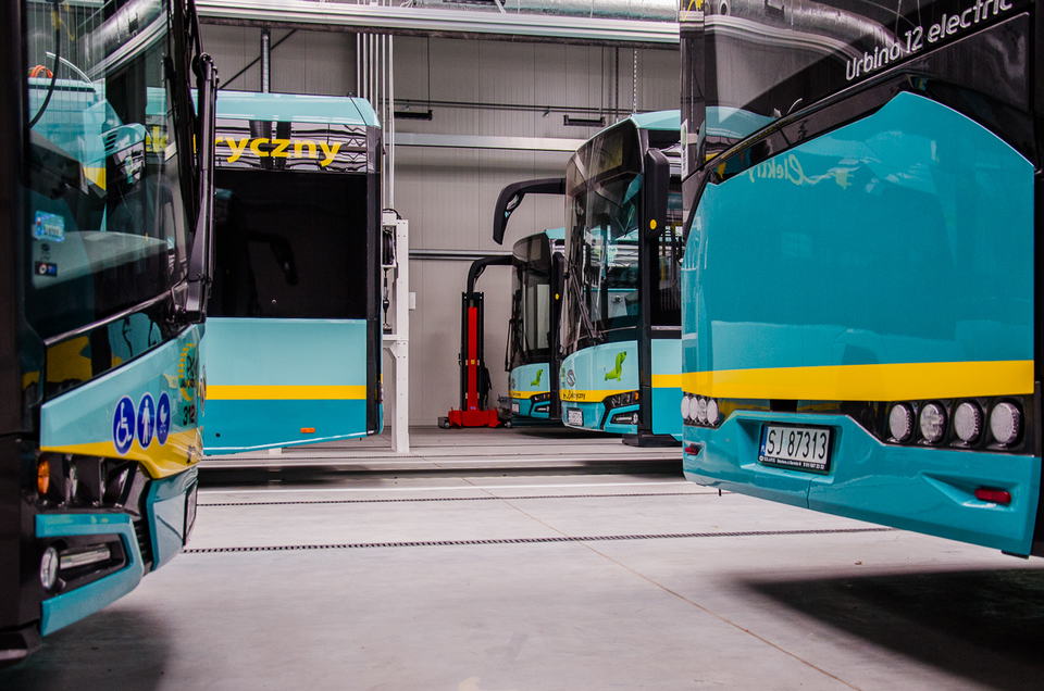 Jaworzno további húsz darab villanybuszt vásárol a Solaristól