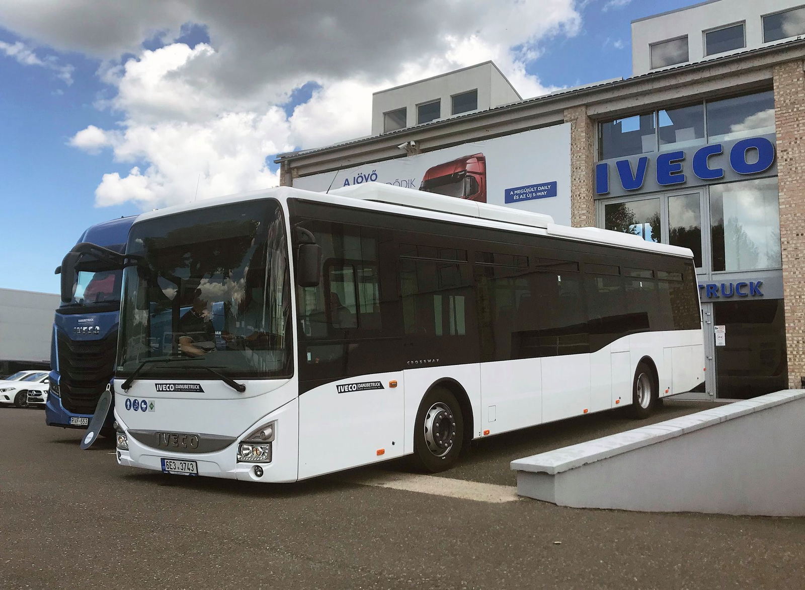 Gázüzemű Iveco Crossway LE-t tesztel a Volánbusz
