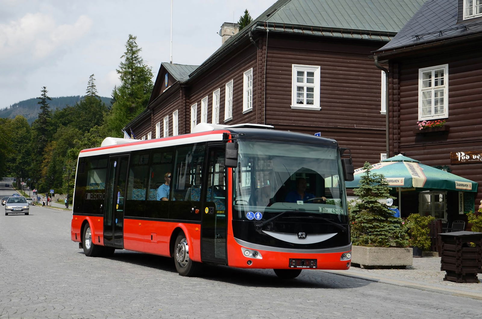 Megérkezett az első 10 darab SOR villanybusz Zilahra