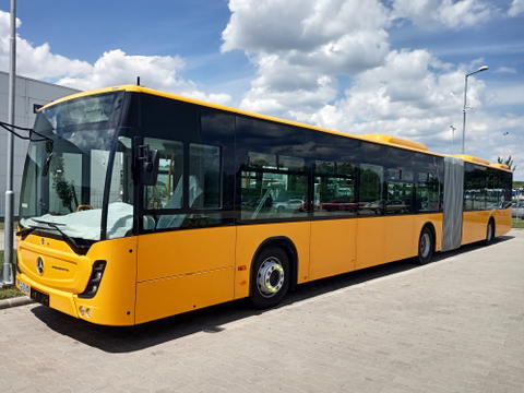Képeken a Volánbusz első új Mercedes-Benz Conecto G csuklósa