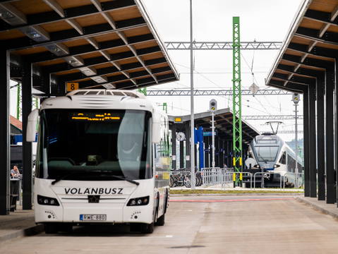 Gondolatok a MÁV-Volánbusz házasság kapcsán