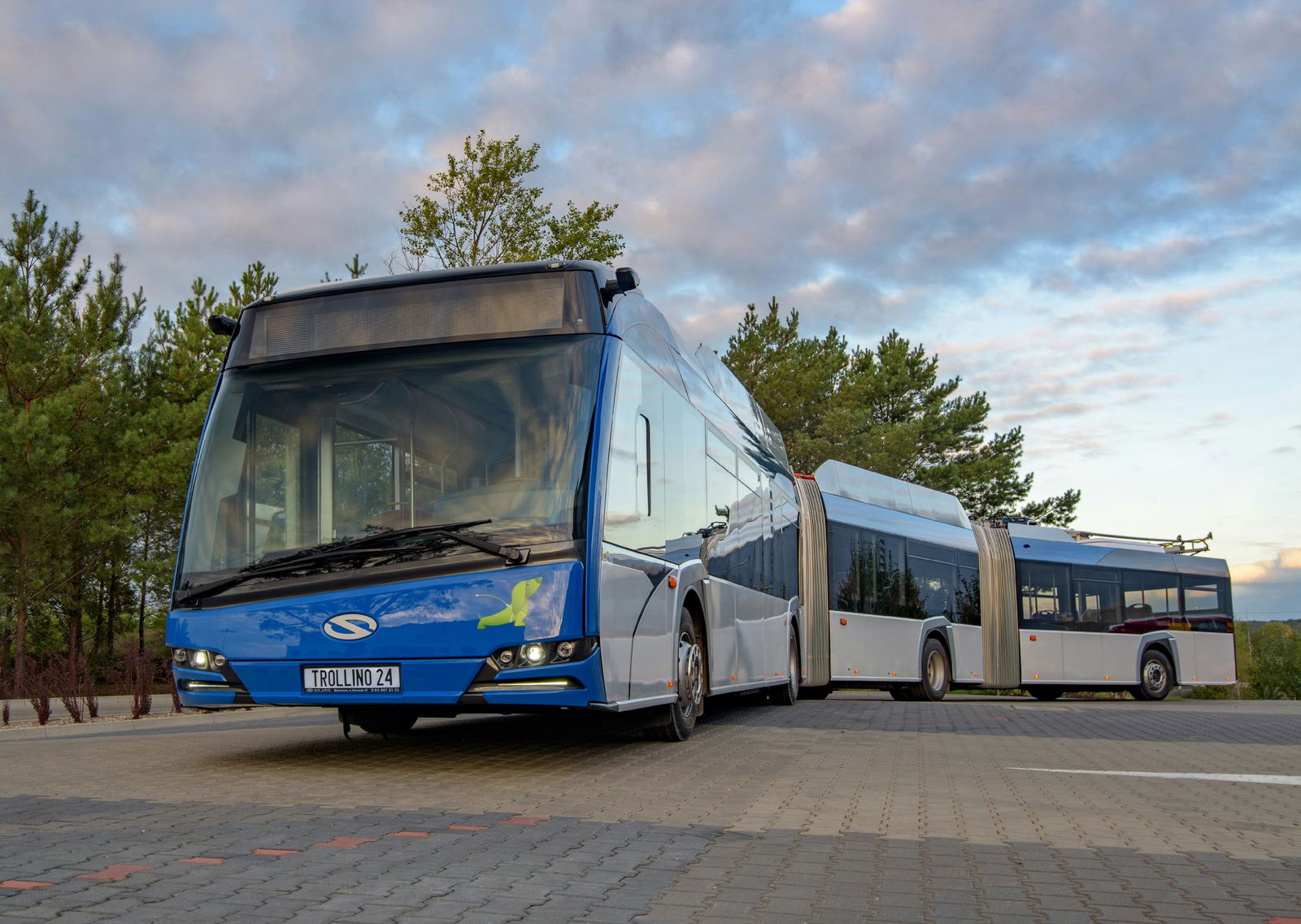 Duplacsuklós trolibuszokat vásárolna Prága